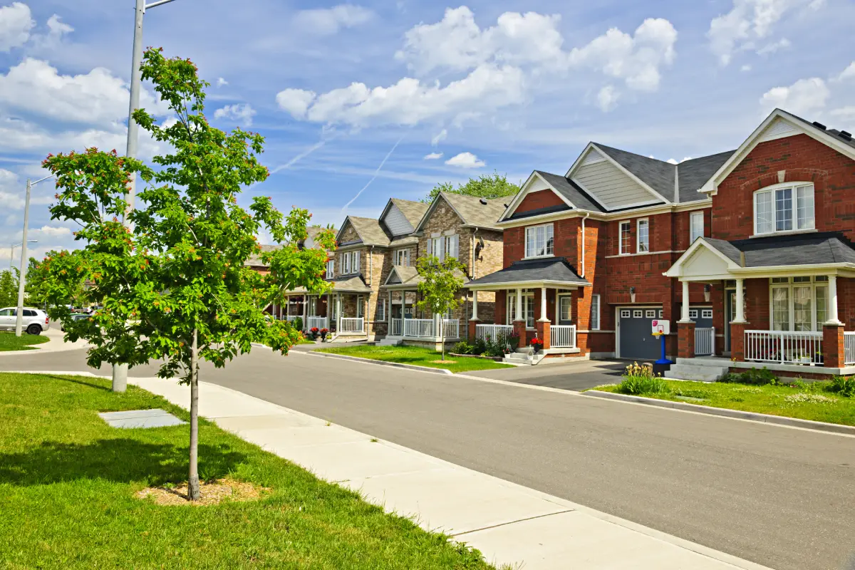 Sarasota HOA Tension Points That Grow When Every Rule Feels Nonnegotiable